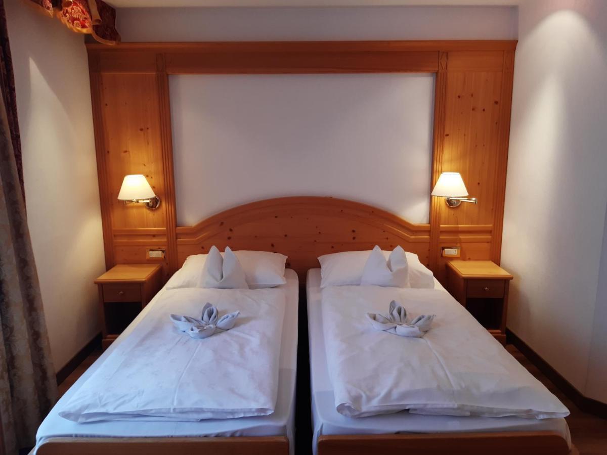 Garni Franca B&B Selva di Val Gardena Exterior foto